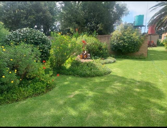 4 BEDROOM HOUSE FOR SALE IN LOUMARINA AH